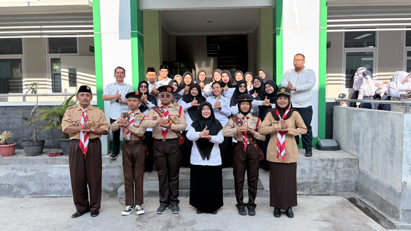 Haidar, Rizal, dan Rara: Tiga Pramuka Muda MTsN 2 Kota Banjar Siap Ukir Prestasi di Jambore Nasional 2026